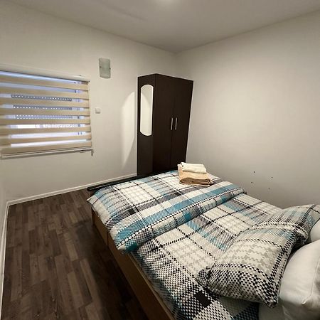 Apartmani Vucinic Cetinje Buitenkant foto