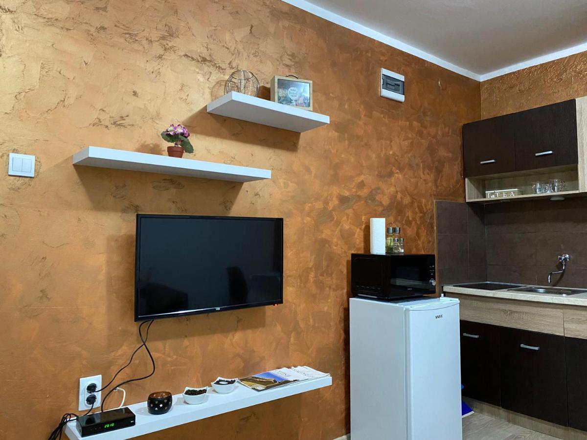 Apartmani Vucinic Cetinje Buitenkant foto